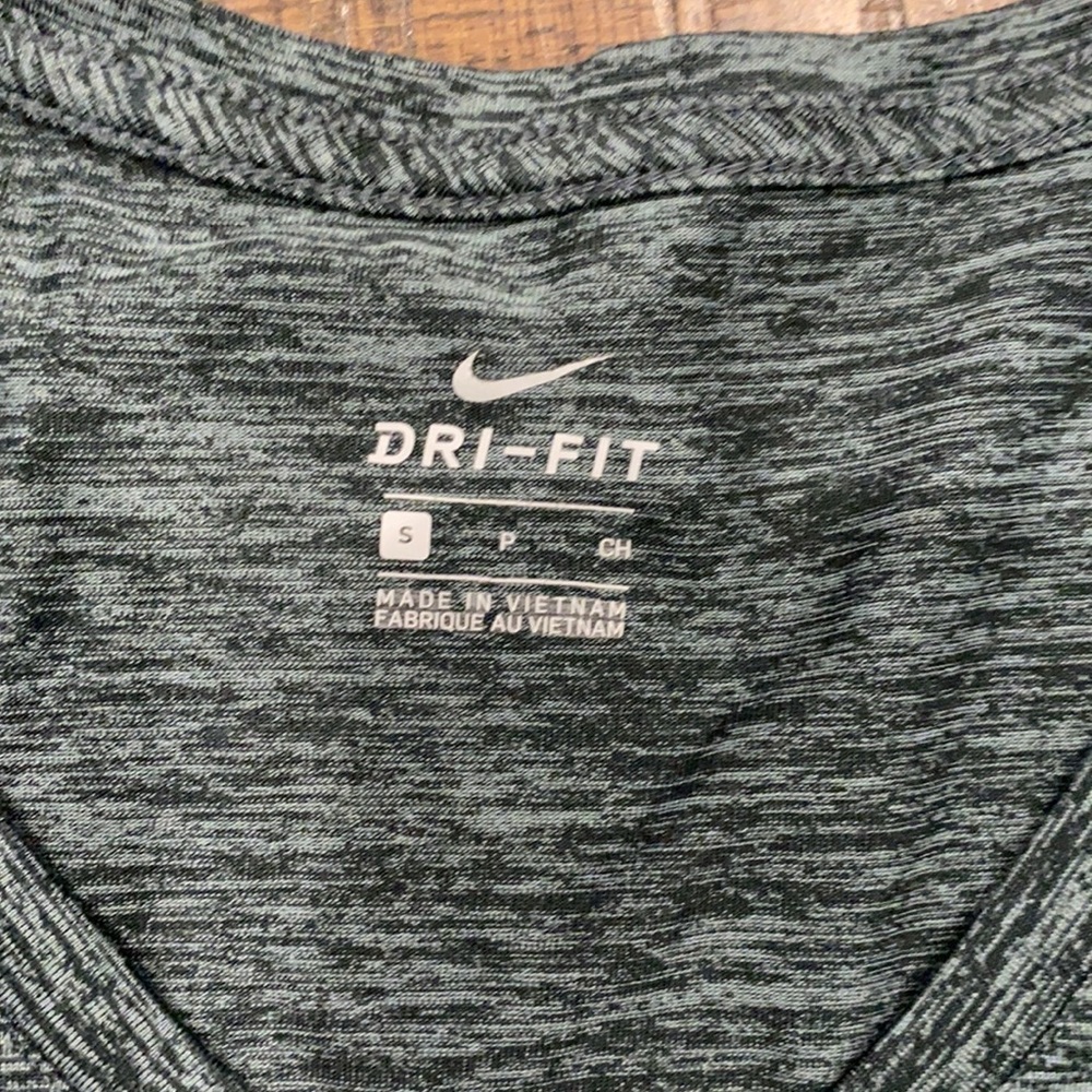 Nike Dri-Fit Top - Picture 2 of 3